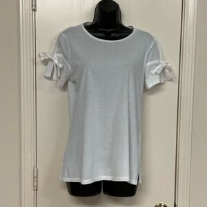 Chic White Bow Sleeve Women's Tee